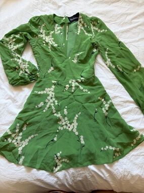 Realisation Par The Kate Summer Loving Green, V-Neck Long-Sleeve Dress